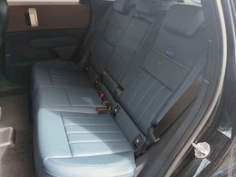 Mini Countryman SE ALL4 Favoured Trim - photo 13