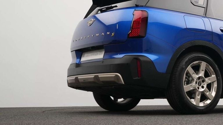 Mini Countryman SE ALL4 Favoured Trim - photo 16