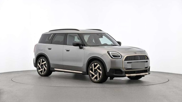 Mini Countryman SE ALL4 Favoured Trim - photo 2