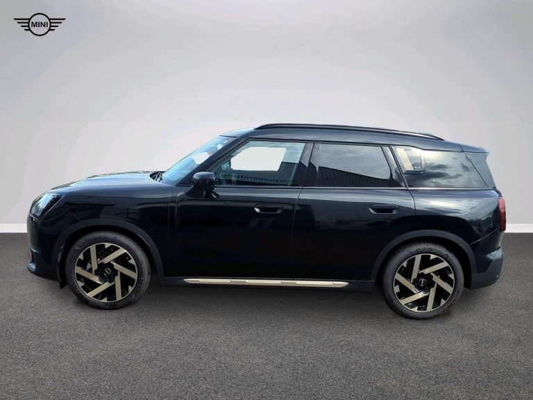 Mini Countryman SE ALL4 Favoured Trim - photo 4