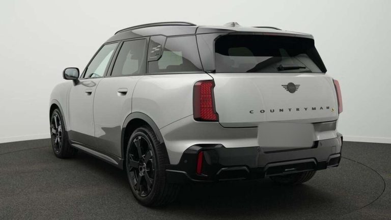 Mini Countryman SE ALL4 John Cooper Works Trim - photo 5