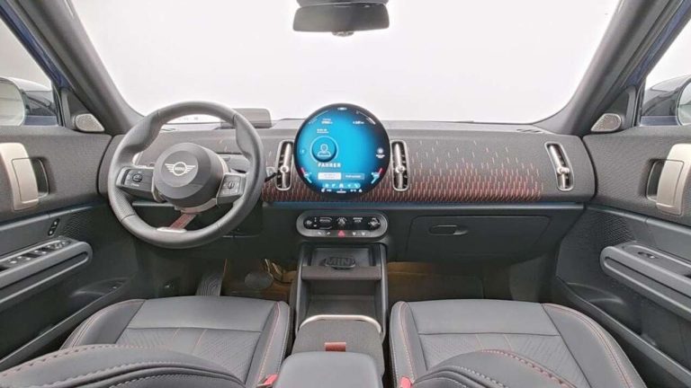 Mini Countryman SE ALL4 John Cooper Works Trim - photo 6