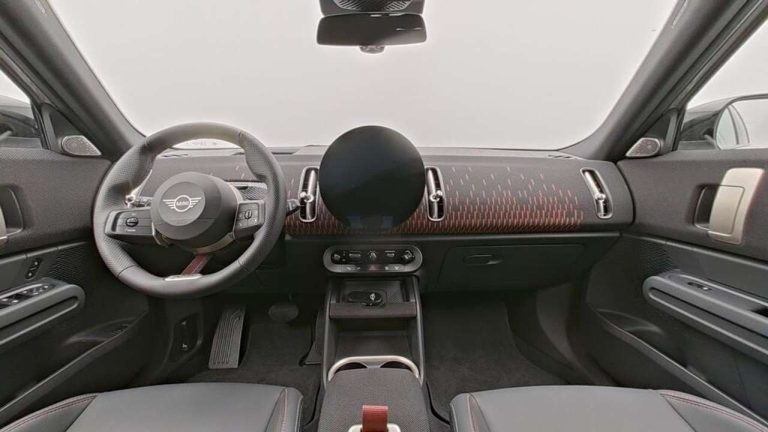 Mini Countryman SE ALL4 John Cooper Works Trim - photo 7
