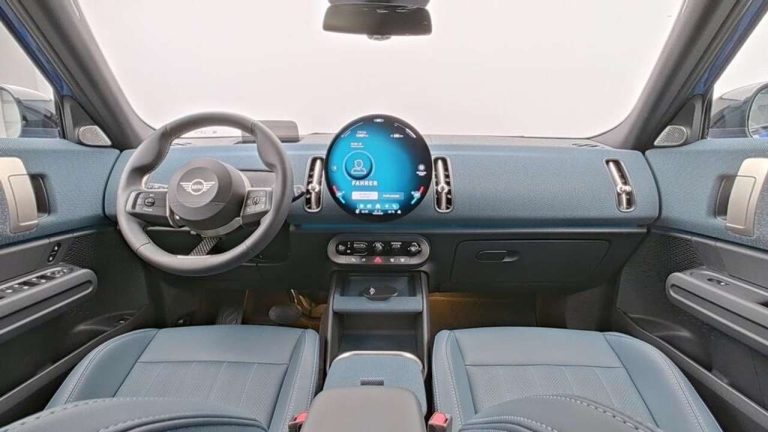 Mini Countryman SE ALL4 Favoured Trim - photo 9