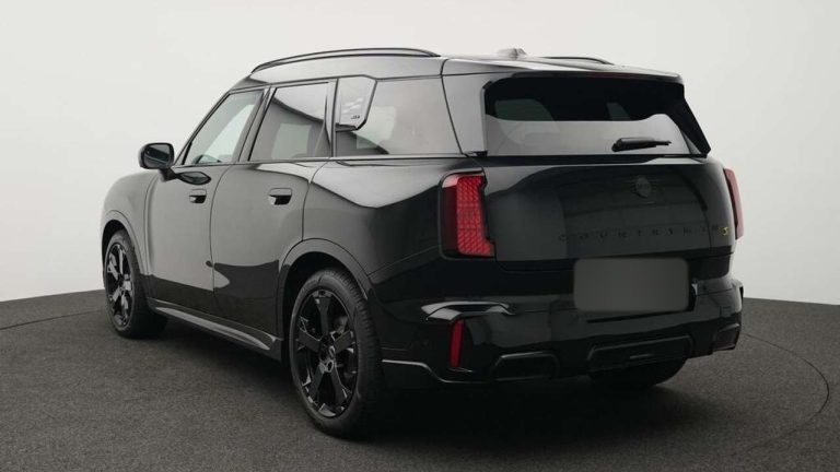 Mini Countryman SE ALL4 John Cooper Works Trim - photo 2