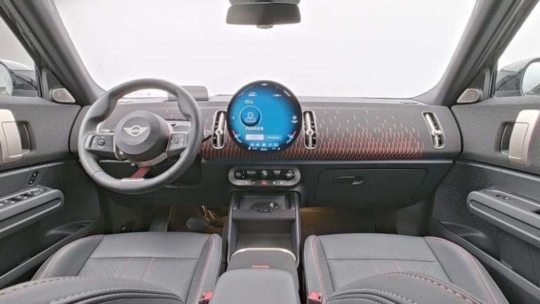 Mini Countryman SE ALL4 John Cooper Works Trim - photo 6