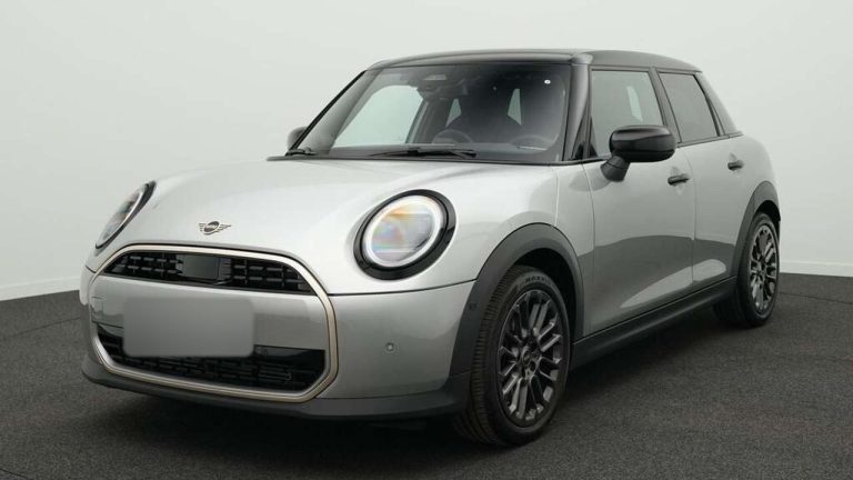 Mini Mini 5 portes Cooper C Favoured Trim