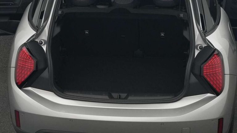 Mini Mini 5 portes Cooper C Classic - photo 12