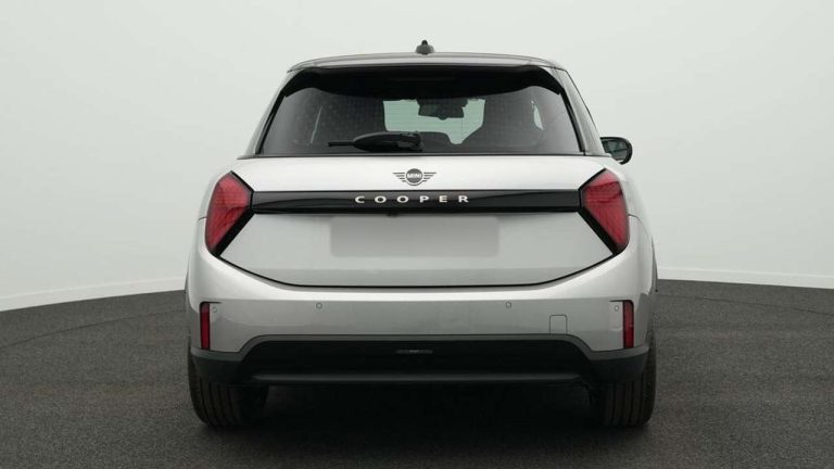 Mini Mini 5 portes Cooper C Favoured Trim - photo 12