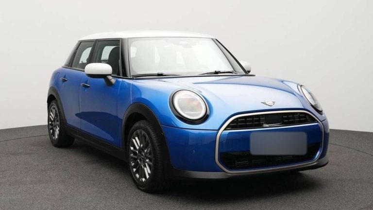 Mini Mini 5 portes Cooper C Favoured Trim - photo 2