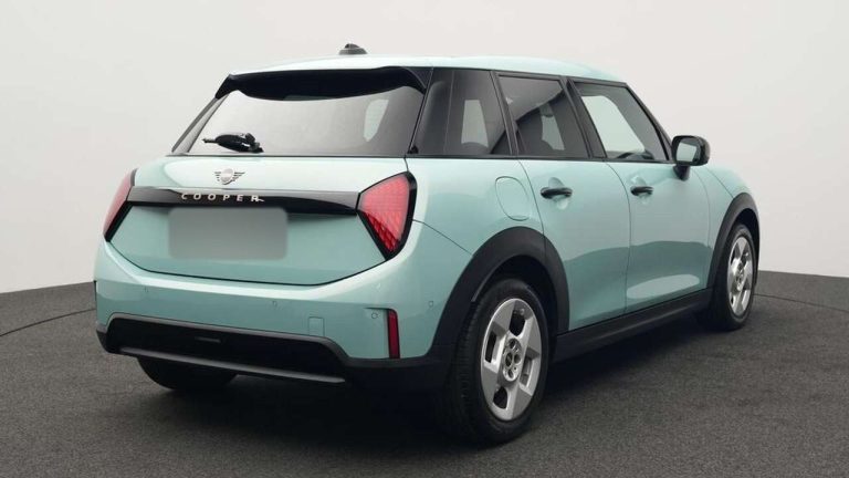 Mini Mini 5 portes Cooper C Classic - photo 3