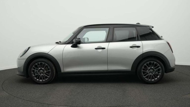 Mini Mini 5 portes Cooper C Favoured Trim - photo 4