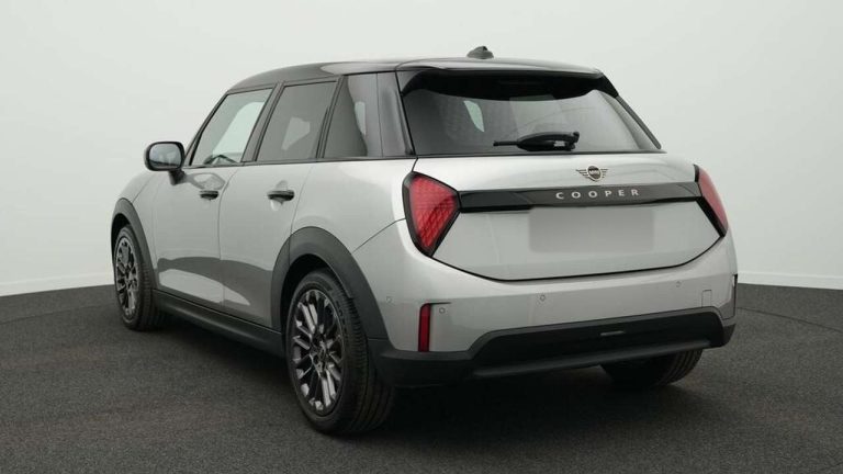 Mini Mini 5 portes Cooper C Favoured Trim - photo 5
