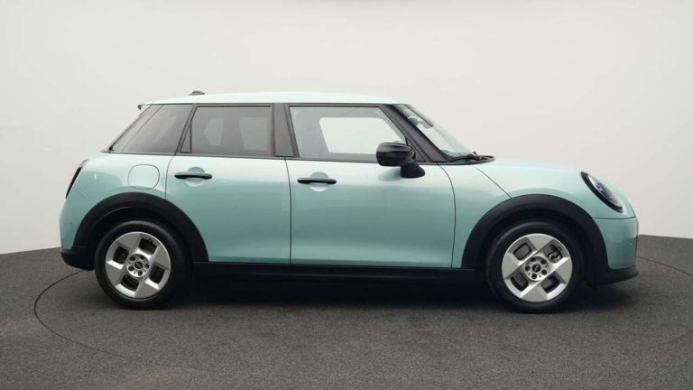 Mini Mini 5 portes Cooper C Classic - photo 5