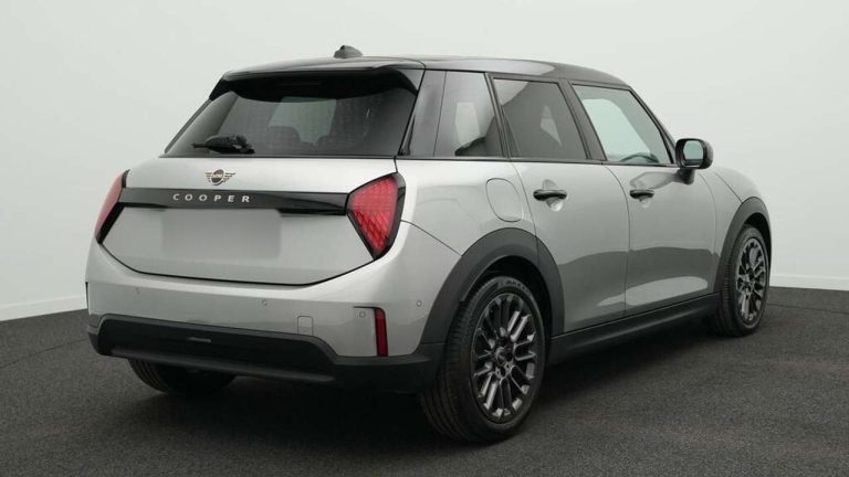 Mini Mini 5 portes Cooper C Favoured Trim - photo 6