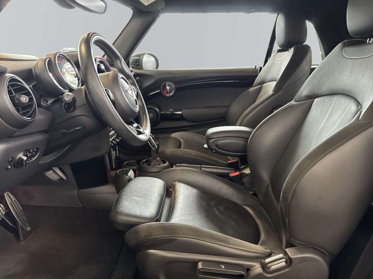 Mini Mini Cabriolet John Cooper Works - photo 7