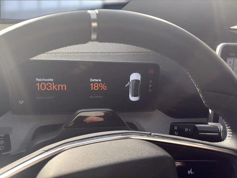 Polestar 4 Long Range Dual Motor - photo 8