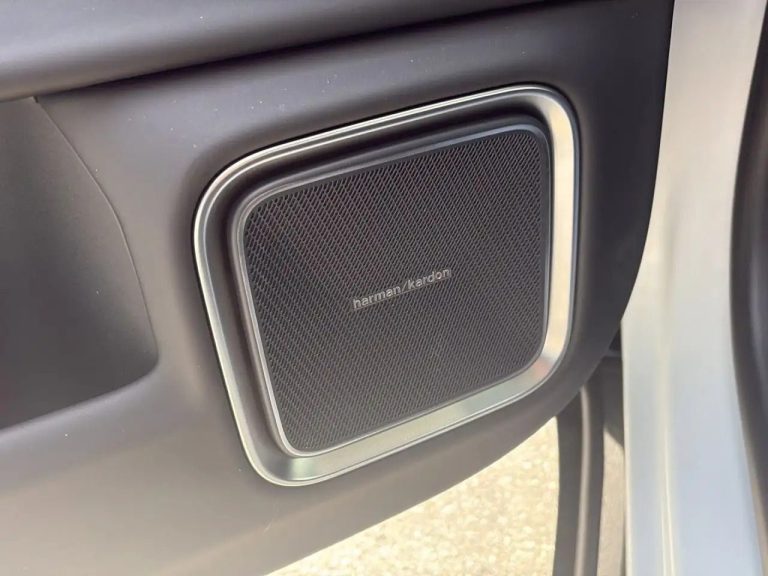 Polestar 4 Long Range Dual Motor - photo 16