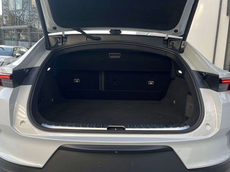 Polestar 4 Long Range Dual Motor - photo 16
