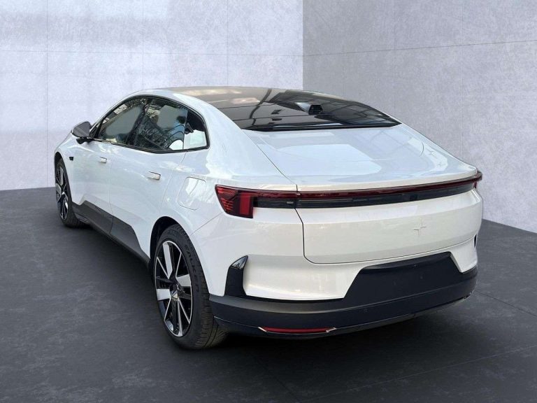 Polestar 4 Long Range Dual Motor - photo 3