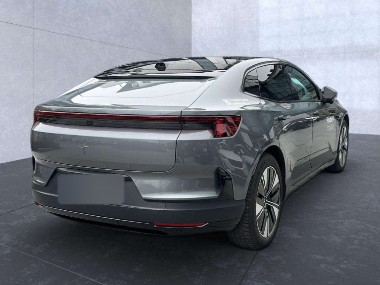 Polestar 4 Long Range Single Motor - photo 2