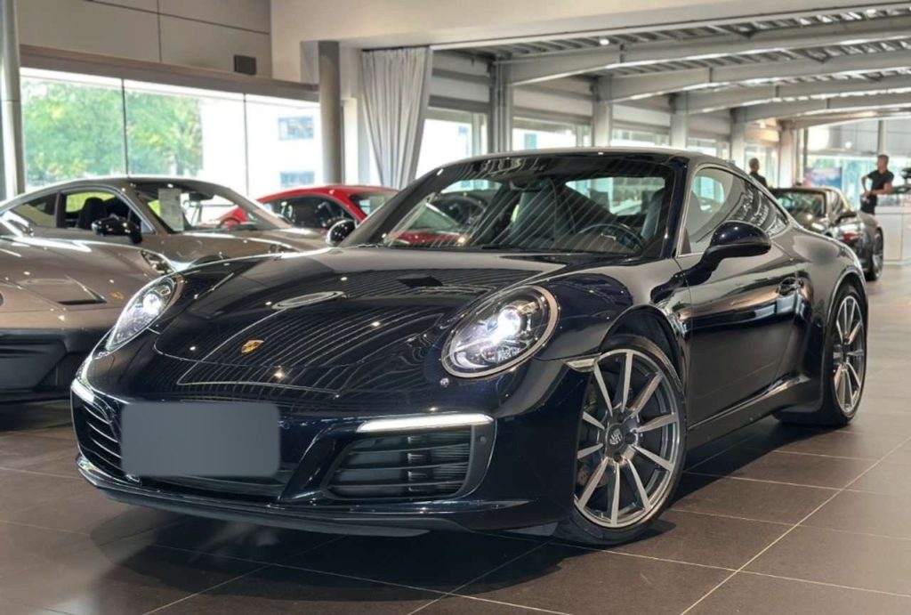 Porsche 911 Carrera