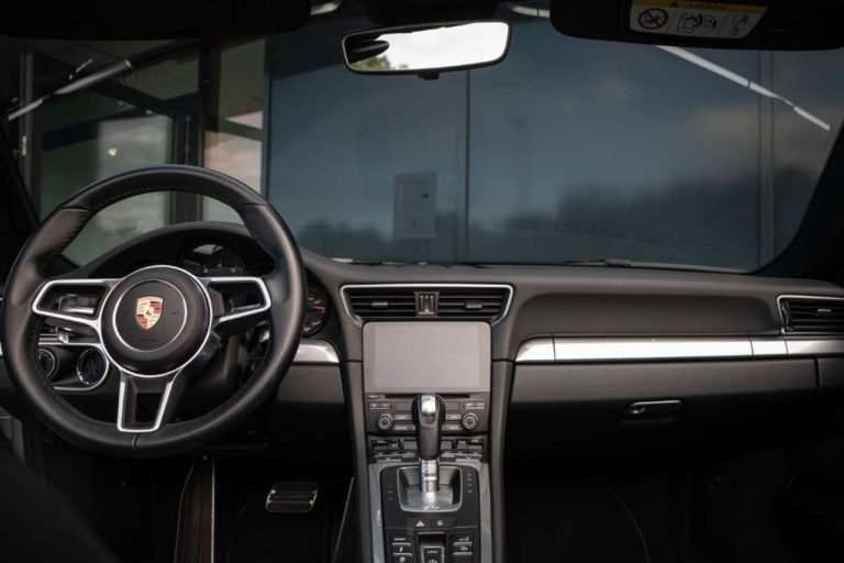 Porsche 911 Carrera Cabriolet PDK - photo 10