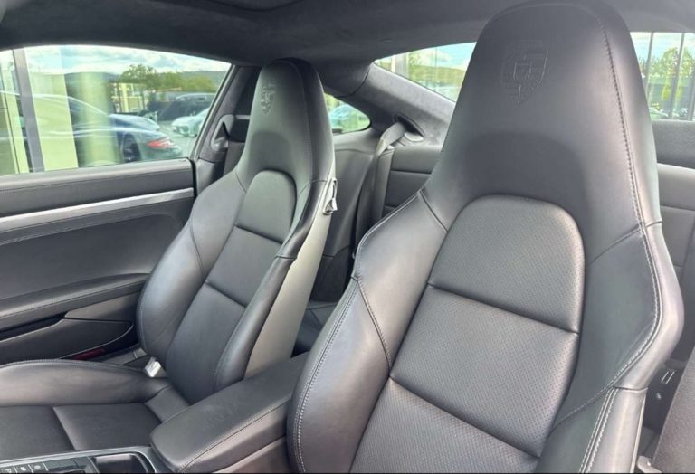 Porsche 911 Carrera 4 - photo 10