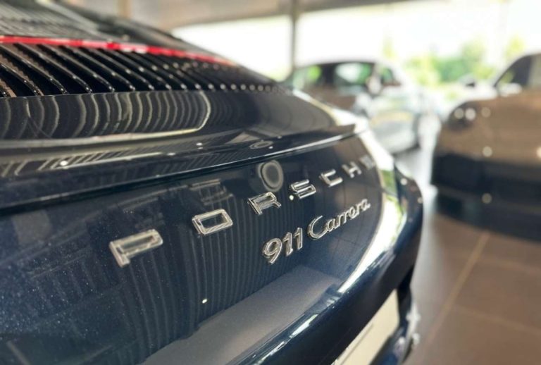 Porsche 911 Carrera - photo 12