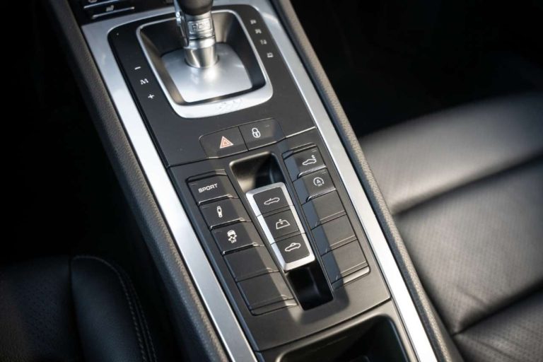 Porsche 911 Carrera Cabriolet PDK - photo 15