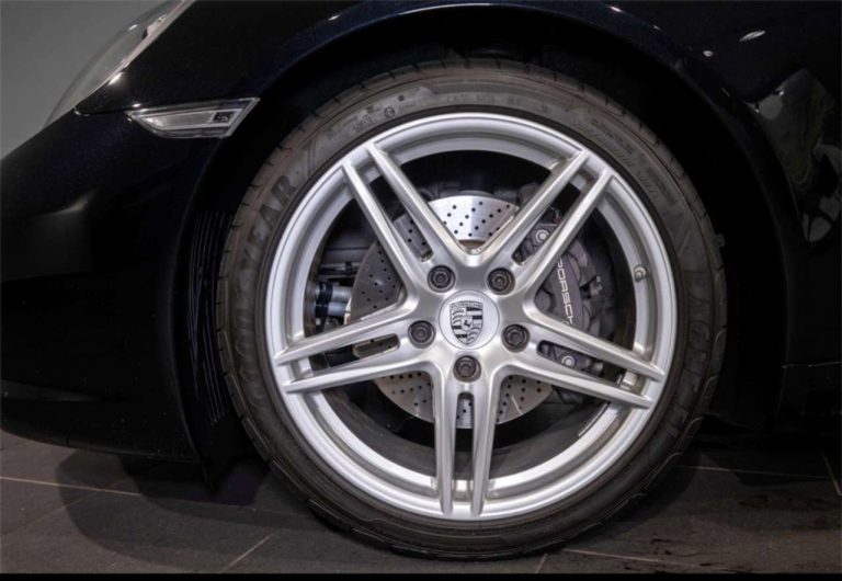 Porsche 911 Carrera - photo 6