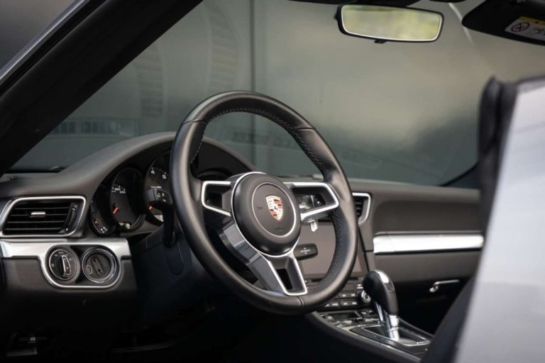 Porsche 911 Carrera Cabriolet PDK - photo 9