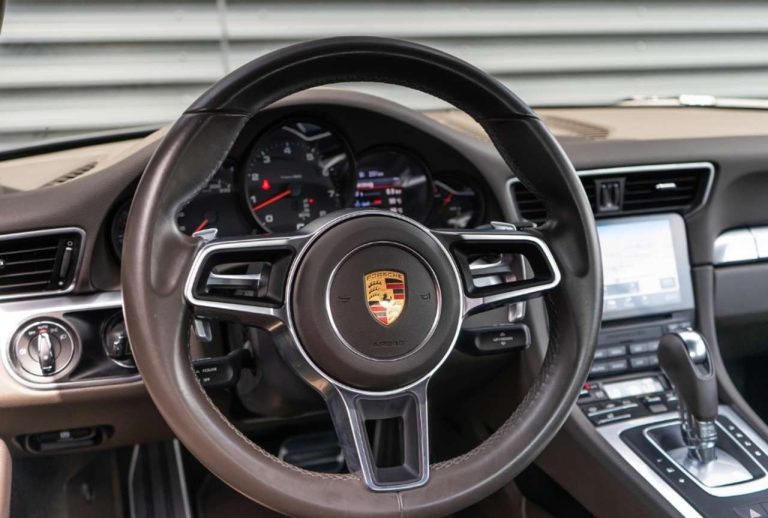 Porsche 911 Carrera Cabriolet - photo 8