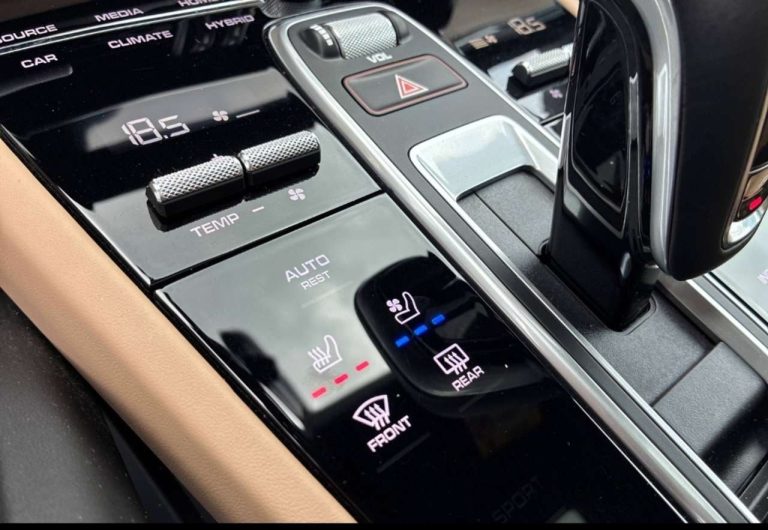 Porsche Cayenne E-Hybrid Coupé - photo 12