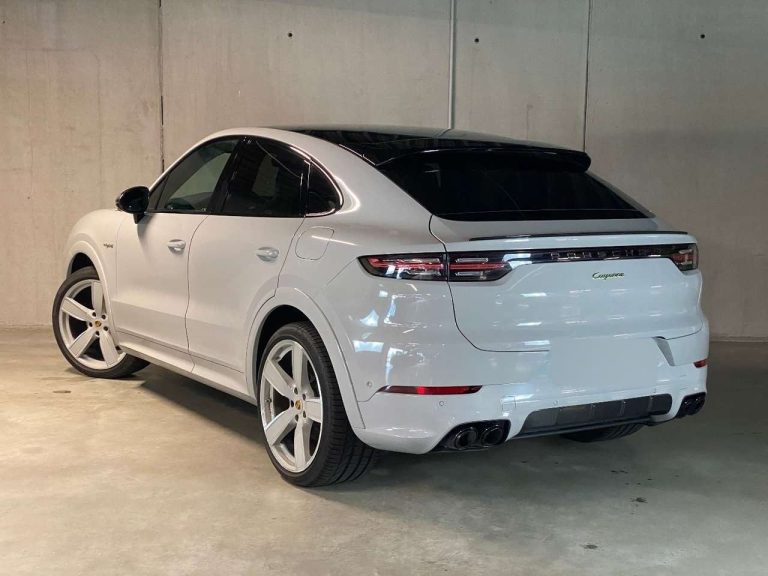 Porsche Cayenne E-Hybrid Coupé - photo 2