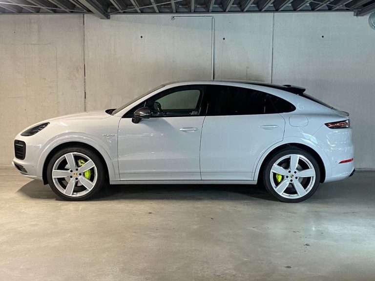 Porsche Cayenne E-Hybrid Coupé - photo 3