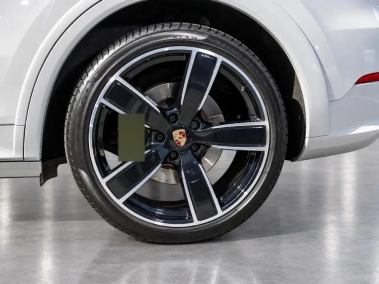 Porsche Cayenne E-Hybrid Platinum Edition - photo 7