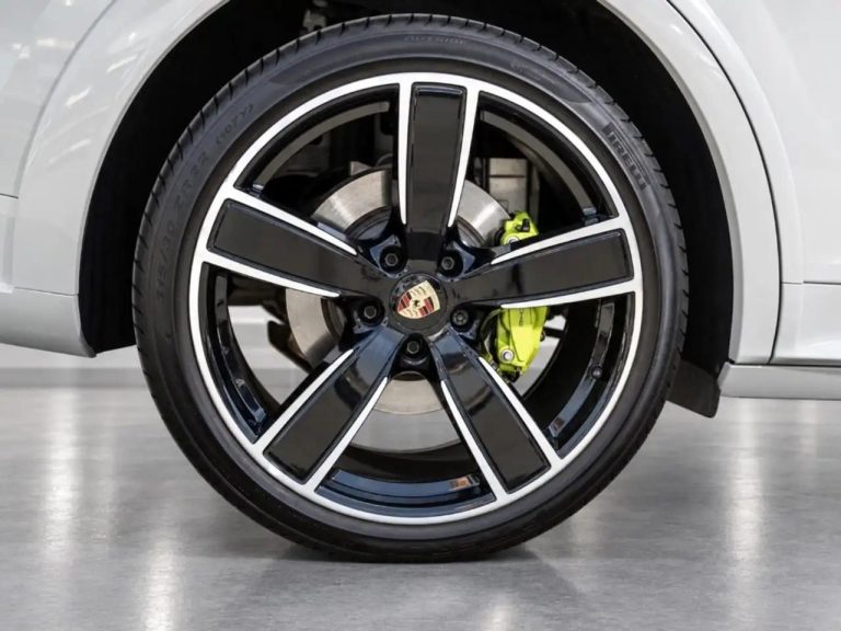 Porsche Cayenne E-Hybrid Platinum Edition - photo 8