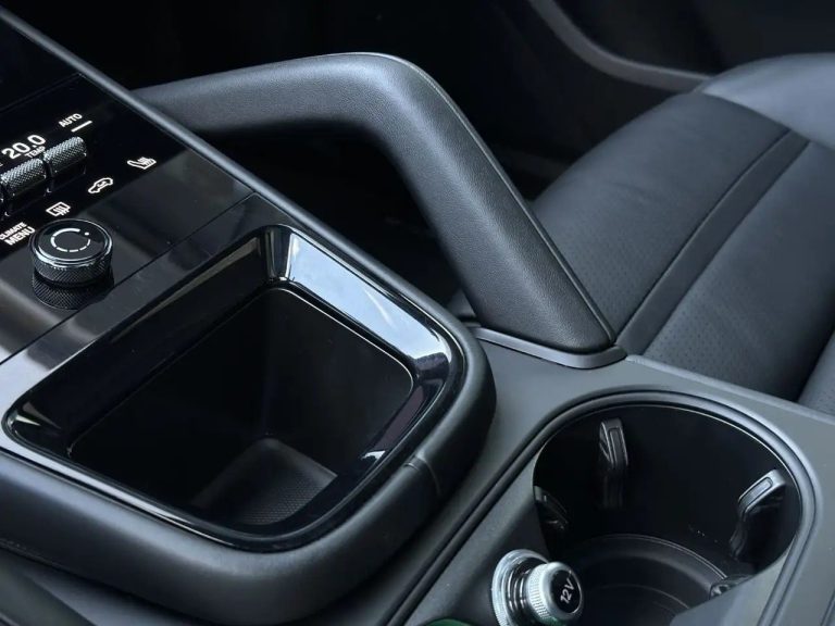 Porsche Cayenne E-Hybrid - photo 13
