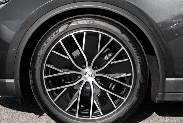 Porsche Macan 4 - photo 13