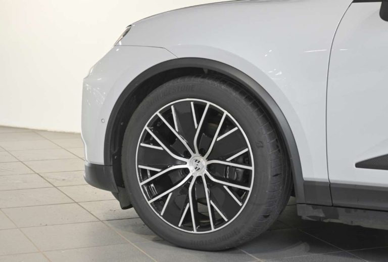 Porsche Macan 4 - photo 7