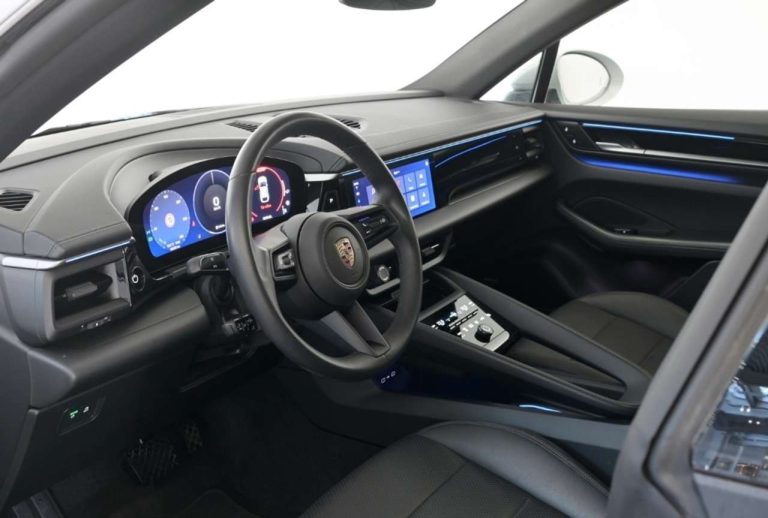 Porsche Macan 4 - photo 8