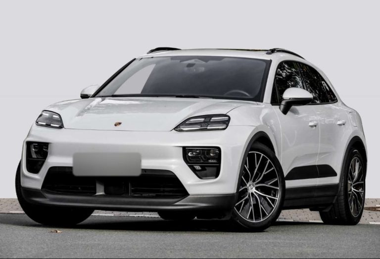 Porsche Macan 4