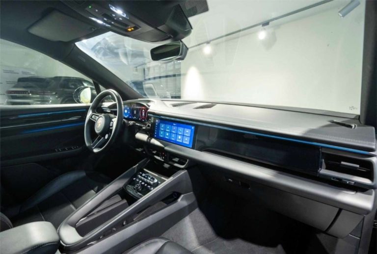 Porsche Macan Electric - photo 10