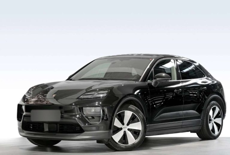 Porsche Macan 4