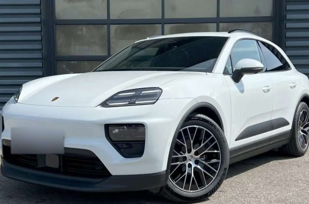 Porsche Macan Electric