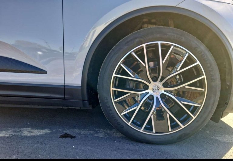 Porsche Macan Électrique - photo 10