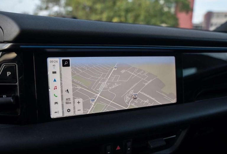 Porsche Macan 4 - photo 12