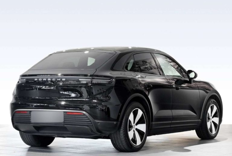 Porsche Macan 4 - photo 2