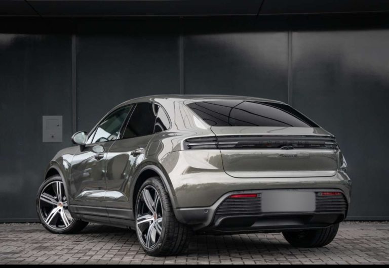 Porsche Macan 4 - photo 2